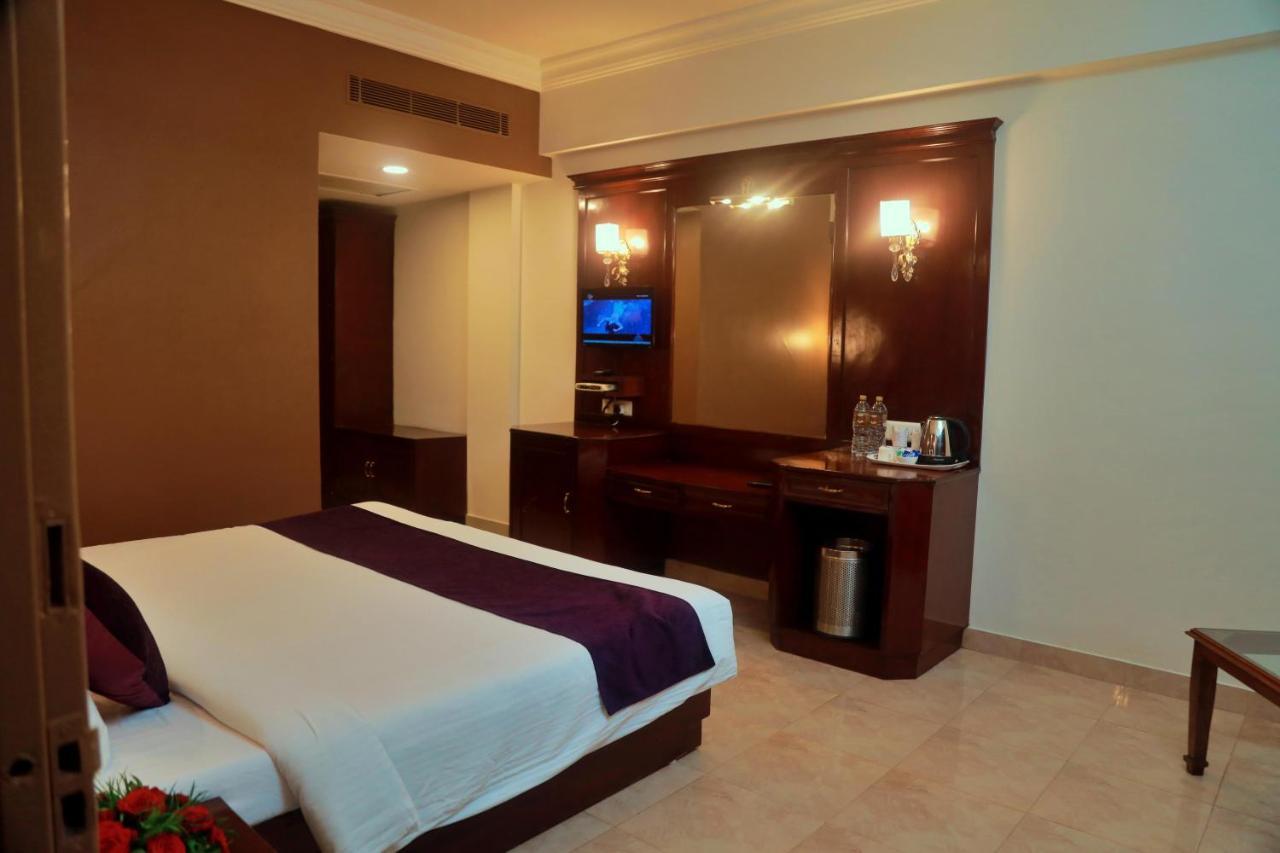 Hotel Edassery Mansion Kochi Ngoại thất bức ảnh