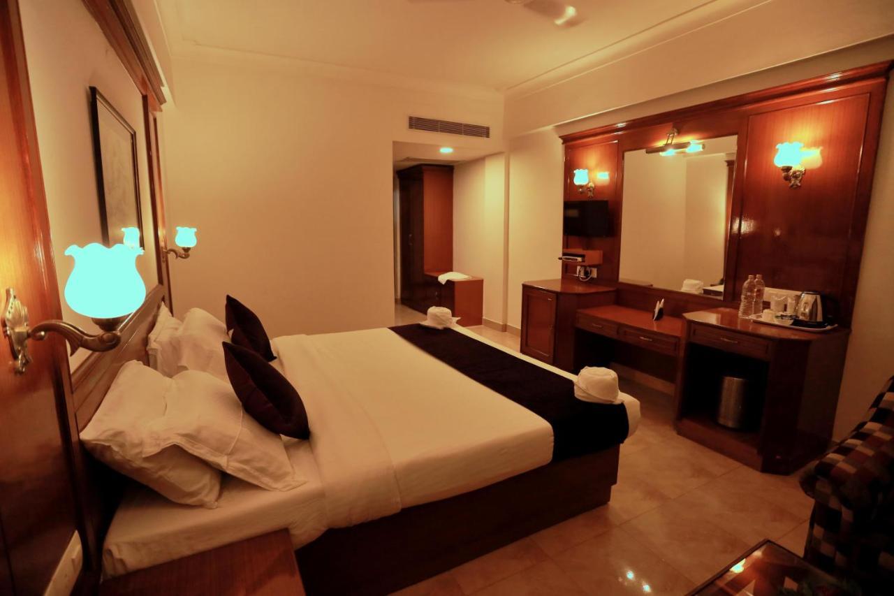Hotel Edassery Mansion Kochi Ngoại thất bức ảnh